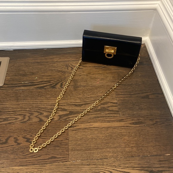 Salvatore Ferragamo bag - Picture 4 of 8